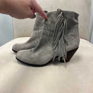 Sam Edelman Gray Suede Fringe Western Booties sz 8